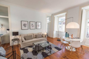 135 C - Quiet Charming Flat in Historic Alfama near Baixa
